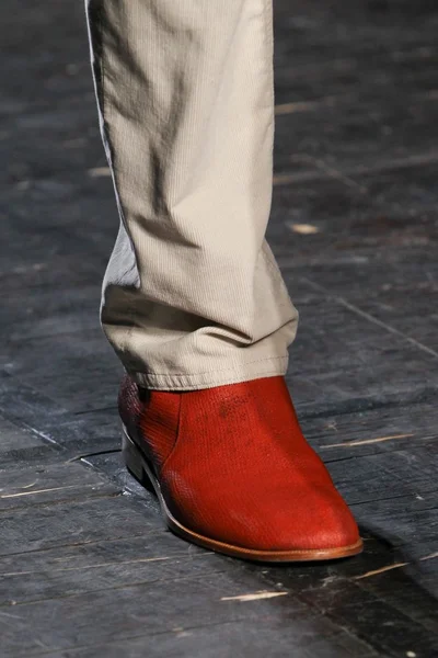 Look 26
